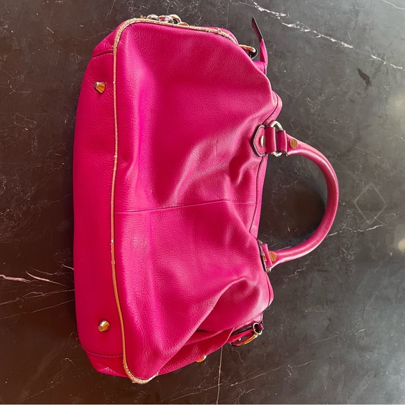 Betsey Johnson Fuchsia Shoulder Bag with Chain - Picture 7 of 8